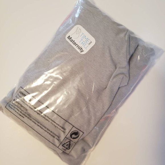 Time And Tru I love You Already Gray Maternity Shirt Ruched Sides Size Medium - Picture 9 of 9
